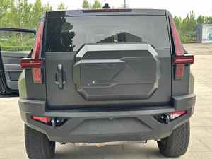 M-Hero Dynamic 2025/2026, Nuevo Interior Oscuro, Volante a la Izquierda, Automático, Motor Diésel de 4.1-6L, Sedán con Transmisión de Doble Embrague Húmedo - Product Image 4