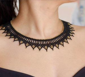 Écharpe-collier perlée tendance de haute qualité, style western unique, bandana perlé à franges - Product Image 1