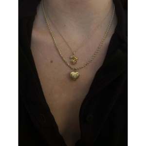 Vintage Rose <b>Pendant</b> with Elegant Flower Shape 14k <b>Solid</b> <b>Gold</b> ~2.60ctw Diamonds Everyday Wear - Product Image 1