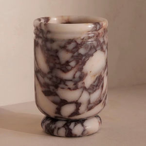 Jardinière en marbre poli à la main pour une décoration intérieure haut de gamme, offrant une texture lisse et une beauté naturelle de la pierre - Product Image 1