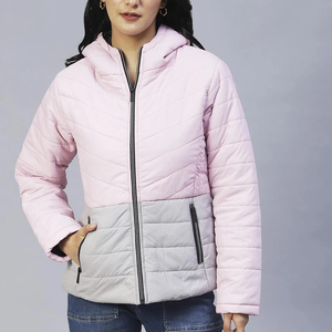 Chaqueta acolchada de invierno premium para mujer, proveedor mayorista OEM, fábrica directa, exportación a granel de moda, impresión de logotipo personalizado - Product Image 1