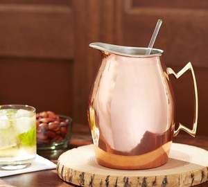 Jarra de cobre puro asequible con diseño martillado para servir bebidas con estilo en restaurantes de alta cocina y eventos de lujo - Product Image 6