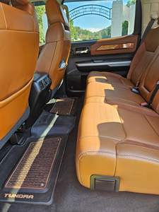 Tundra 2021 Edición 1794 CrewMax 4x4, Motor V8 de 5.7 Litros - Product Image 4