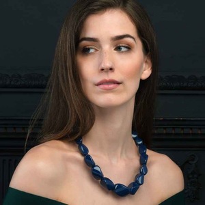 Collar de resina, accesorio de joyería atrevido y llamativo para quienes buscan la moda moderna, alta calidad - Product Image 5