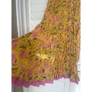 Wildflower Floral Embroidery <b>Skirt</b> <b>Elastic</b> Waist Soft Breathable Chiffon Knitted Fabric Casual Short Panel for Summer Season XS - Product Image 3