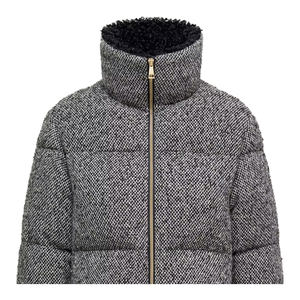 Chaqueta Acolchada de Lona Unisex para Hombre, Estilo Urbano para Clima Frío, Ropa de Invierno de Alta Calidad, Cálida, con Logotipo Frontal - Product Image 4