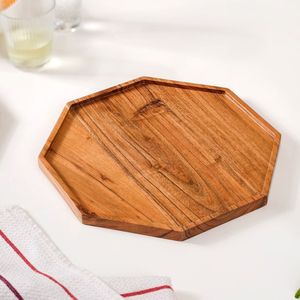 Plateau de service en bois conçu pour être un centre de table, idéal pour présenter des bougies, des fleurs, des accessoires avec une beauté naturelle - Product Image 1
