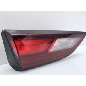 ไฟเบรกหลังแบบรวมด้านซ้ายในตัวเครื่องยนต์ OPEL Astra K Sports Tourer 39032992 (15>22) - Product Image 2
