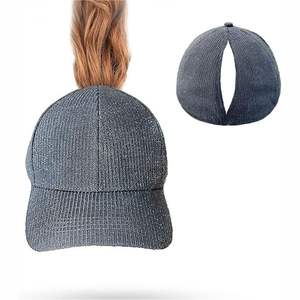 Casquette en coton lavé pour femme - Casquette de baseball avec ajustement réglable et dos pour queue de cheval haute pour un usage quotidien - Product Image 2