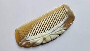 COLORES HECHOS A MANO CUERNO BUFFALO PEINES AL POR MAYOR Peines de cuerno antiestáticos naturales para regalos de vacaciones por artesanía creciente - Product Image 6