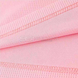 Uniforme de basket-ball imprimé par sublimation sur mesure OEM, fabriqué avec un tissu en maille 100% polyester respirant et à séchage rapide - Product Image 5