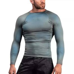Compresión Rash Guard Personalizado 100% Poliéster Tela de algodón Mejor precio Gimnasio Fitness Sublimación Cuello redondo Hombre Rash Guards - Product Image 1
