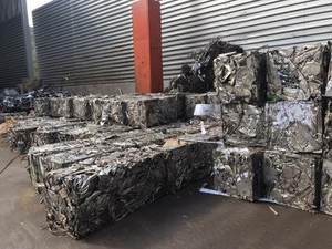 Déchets de tôles en acier inoxydable recyclé, séries 304_316, fabriqués à partir de déchets d'acier inoxydable de haute qualité, série 400, à vendre - Product Image 2