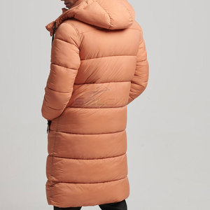 Abrigo acolchado grueso para hombre con cuello alto y diseño a prueba de viento elegante Abrigo acolchado de invierno para hombre con bolsillos laterales - Product Image 2