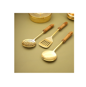 Cuillère de cuisson en laiton Spatule et cuillère de service 2 pièces Manche en bois poli or Tarifs abordables - Product Image 6