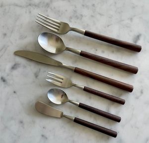 Juego de Cubiertos de acero inoxidable de primera calidad con diseño moderno para la cocina casera y la experiencia gastronómica. - Product Image 6