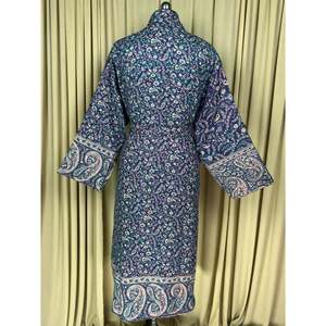 Cárdigan de Invierno Cálido y Acogedor para Mujer, Estilo Romántico, Color Verde Paisley, Abrigo Tipo Kimono con Bolsillos, Mezcla de Lana de Yak, Suave, Ropa de Casa ODM - Product Image 3