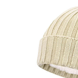 Gorros unisex cálidos y elegantes hechos de acrílico suave, perfectos para ropa de invierno, moda informal o marca promocional - Product Image 3