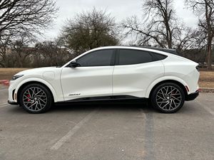 รถยนต์พลังงานใหม่สำหรับขาย ปี 2022 รุ่น Mach AWD GT 4 ประตู SUV - Product Image 3