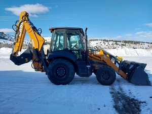 2023 pour Case 580SV chargeuse sur pneus pelle rétrocaveuse 6-20 tonnes charge nominale 500kg capacité du godet 1 an de garantie Eaton hydraulique JCB boîte de vitesses - Product Image 4