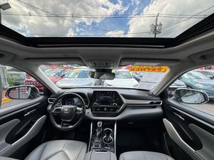 Toyota Highlander XLE AWD 2020, Listo para Enviar - Product Image 2