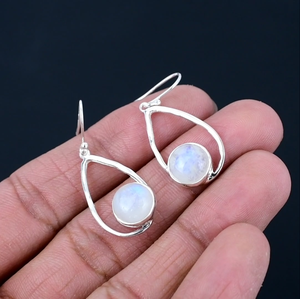 Pendientes Colgantes de Labradorita Increíble de 8x10 mm, Plata de Ley 925, Engaste de Bisel en Forma de Pirámide Dorada, Estilo Vintage, Certificado IGI, para Boda - Product Image 5