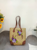 Tas Tangan Wanita dari Rumput Sedge Alami Ramah Lingkungan Buatan Tangan, Motif Bunga, Kapasitas Ringkas, Praktis, Elegan, Penutup Ritsleting Dua