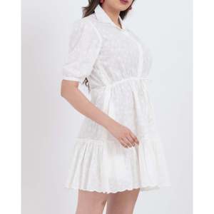 Vestido Mini Blanco de Algodón para Mujer, Cuello Bordado, Transpirable, Talla XS, Sin Tirantes, Estilo Imperio, Elegante, para Fiestas, Clubes y Uso Diario - Product Image 2