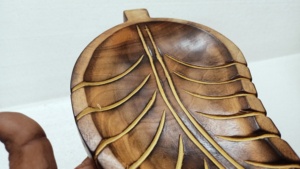 ที่ใส่ธูปใบไม้แกะสลักด้วยมือทำตามสั่งพร้อมพื้นผิวไม้ไหม้เหมาะสำหรับใช้เป็นของขวัญและของใช้ส่วนตัว - Product Image 2