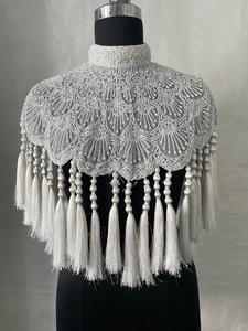 Cape perlée à la main de créateur sur mesure avec col-Soirée de luxe et style tapis rouge adapté aux clients et revendeurs de boutique - Product Image 2