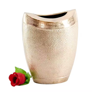 Floreros de metal duraderos con diseños únicos de abeja de miel martillada Macetas de jardín de calidad superior y macetas para decoración del hogar - Product Image 3