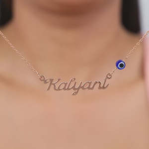 Pendentif prénom personnalisé œil maléfique en or rose Collier à breloques fines personnalisées - Product Image 2