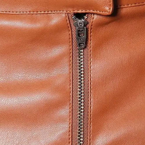 กระโปรงหนังแท้สีพื้นแบบสั่งทำพิเศษสำหรับผู้หญิง ความยาวปกติ ปรับได้ ดีไซน์สวยที่สุด สไตล์สตรีทแวร์ ราคาขายส่ง - Product Image 2