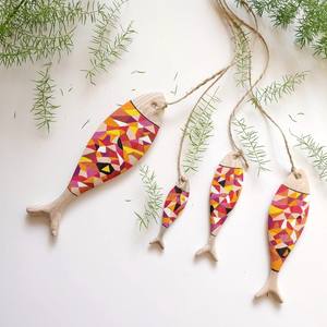 Décoration murale en bois naturel coloré, poisson en bois coloré, décoration murale pour la maison - Product Image 5