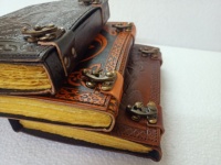 Journal en cuir gaufré dragon fabriqué à la main en agate sur mesure conçu pour combiner avec flair artistique. Idéal pour les cadeaux