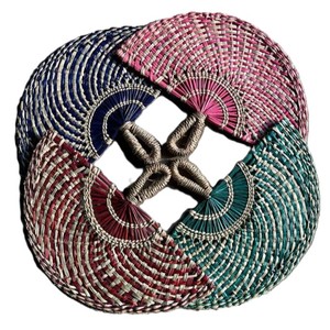 พัดลมมือถือจากหญ้าทะเลทันสมัยและมีสไตล์เครื่องมือระบายความร้อนน้ำหนักเบาแบบเวียดนามสำหรับงานปาร์ตี้และท่องเที่ยวพัดมือจากหญ้าทะเลส่งตรงจากเวียดนาม - Product Image 2