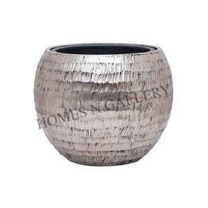 High Quality Metal Iron Living Room Party Decoration <b>Small</b> Flower Vase & Bucket Planters <b>Pots</b> With Antique Finishing Made India - Product Image 3