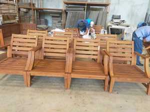 Tumbonas de Hotel al aire libre de madera de teca de plantación sostenible Muebles de madera apilables resistentes al sol para piscina Villa Exterior - Product Image 6