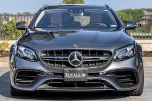 Mercedes-AMG E63 S Wagon 2018 Usado Premium, Motor V8 Twin-Turbo de 603 hp - Product Image 4