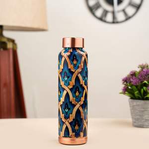 High Quality Copper Water Bottle 32oz Handmade Unique Design Copper Bottle for Birthday And Anniversary Gift - Product Image 3