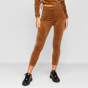 2024 Sweat à capuche et pantalon de survêtement avec logo personnalisé Ensemble de jogging pour femmes Impression en relief et broderie Logo Ensemble deux pièces - Product Image 4