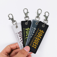Fournisseur de lanières de poignet porte-clés de haute qualité avec porte-cartes et design à nœud pour cartes d'identité de bureau, voyages et usage quotidien