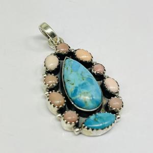 Pendentif en Turquoise Naturelle et Opale Rose Pendentif Designer Pendentif Bohème Pendentif Mode Pendentif Turquoise Pendentif Opale Pendentif - Product Image 4