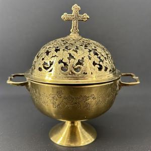 Brûleur d'encensoir d'église en laiton antique de brume divine brûleur d'encens d'église vintage pour l'ambiance cérémonielle et spirituelle - Product Image 2