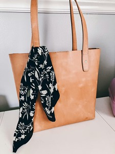 Sac à main en cuir pleine fleur durable grande capacité vintage fait à la main pour femmes - Product Image 2