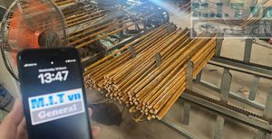 Usine Directe Écologique PVC Film Enduit 120x2.2cm En Bois Balai Bâton Portable Outil De Nettoyage pour Téléphone Conception Simple + 84 869 - Product Image 2