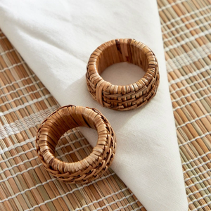 Vente en gros de ronds de serviette tissés en rotin, décoration de table naturelle faite à la main, porte-serviettes bohème rustique pour mariage et dîner - Product Image 2