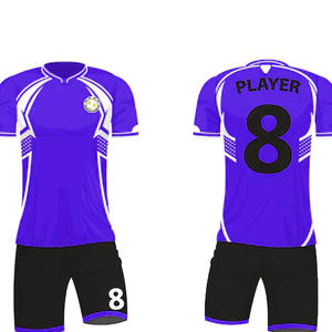 Kit de fútbol personalizado de 100% poliéster, tela suave y ligera, camiseta de sublimación completa cómoda para hombres y mujeres - Product Image 3