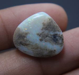 Cabochon d'opale australienne naturelle de 12.00 carats en forme de coeur d'opale australienne solide Coober Pedy Opal Cabochon de pierres précieuses en vrac - Product Image 3