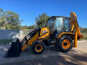 รถแบคโฮล JCB3 CX 5 ตัน ใหม่/มือสอง ของแท้ คุณภาพสูง สภาพดี พร้อมเกียร์และลูกปืน มีสินค้าในสต็อก จัดส่งรวดเร็ว - Product Image 1